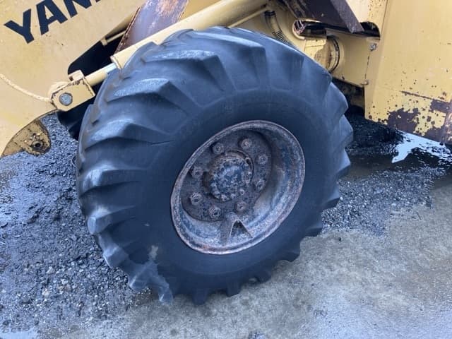 MINI WHEEL LOADER — Auction (lot 8451-289)
