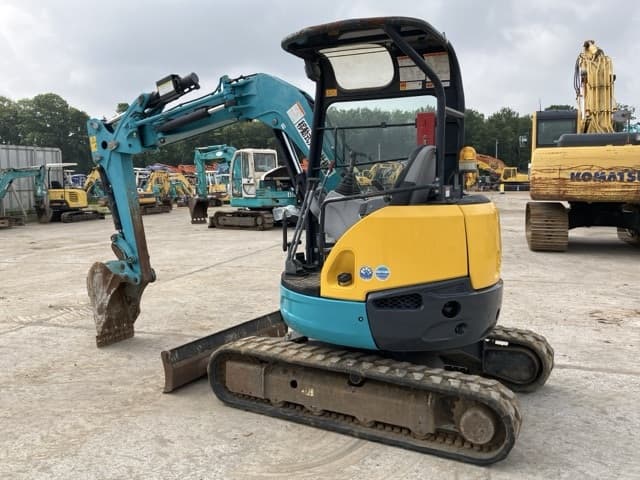 MINI EXCAVATOR — Auction (lot 8451-29)