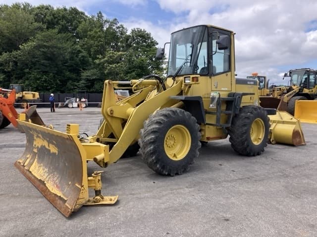 WHEEL LOADER — Auction (lot 8451-291)