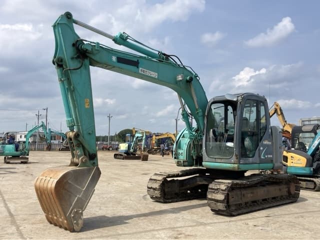 EXCAVATOR — Auction (lot 8451-3)