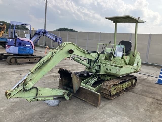 MINI EXCAVATOR — Auction (lot 8451-30)