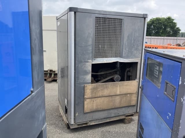 Compressor — Auction (lot 8451-3020)