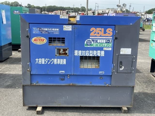 Generator — Auction (lot 8451-3030)