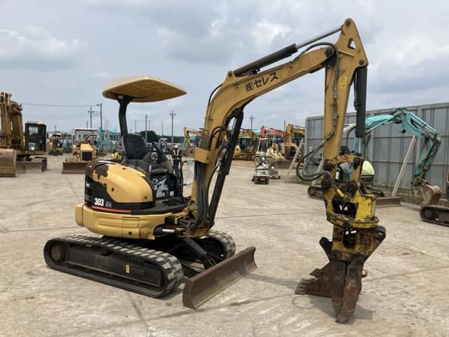 MINI EXCAVATOR — Auction (lot 8451-31)