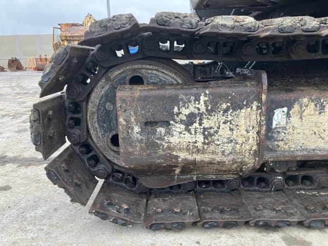 EXCAVATOR — Auction (lot 8451-313)