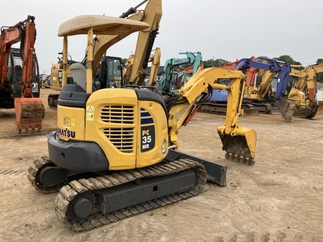MINI EXCAVATOR — Auction (lot 8451-314)