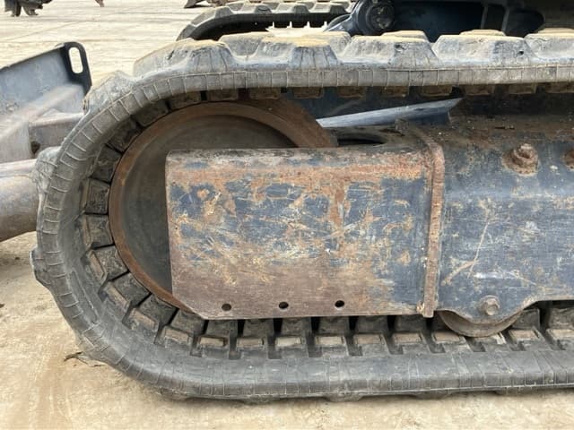 MINI EXCAVATOR — Auction (lot 8451-315)