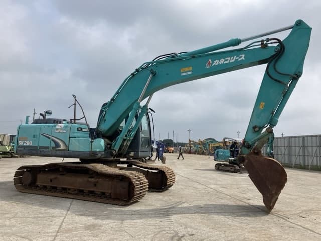 EXCAVATOR — Auction (lot 8451-32)
