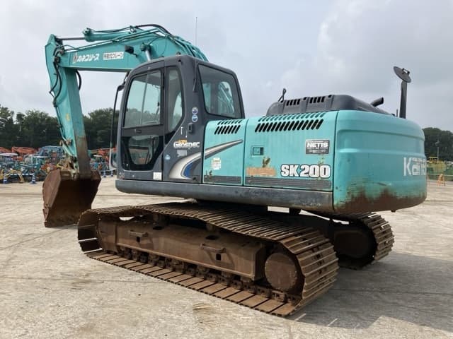 EXCAVATOR — Auction (lot 8451-32)