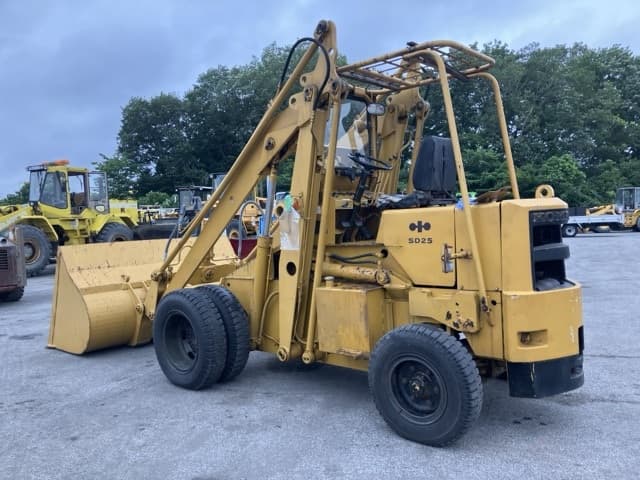 SHOVEL LOADER — Auction (lot 8451-323)