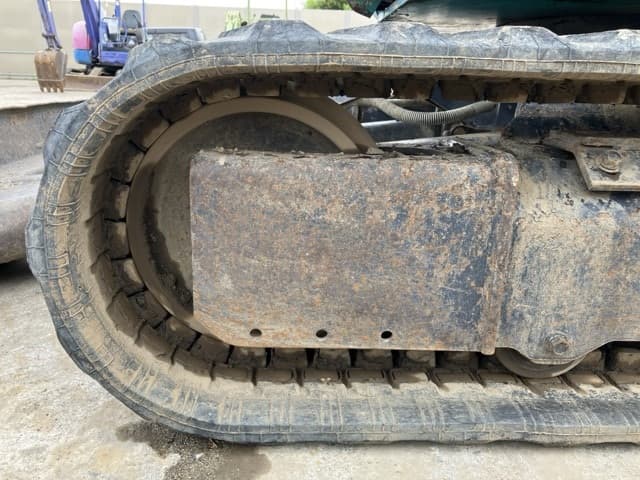 MINI EXCAVATOR — Auction (lot 8451-327)