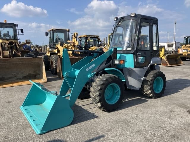 MINI WHEEL LOADER — Auction (lot 8451-33)