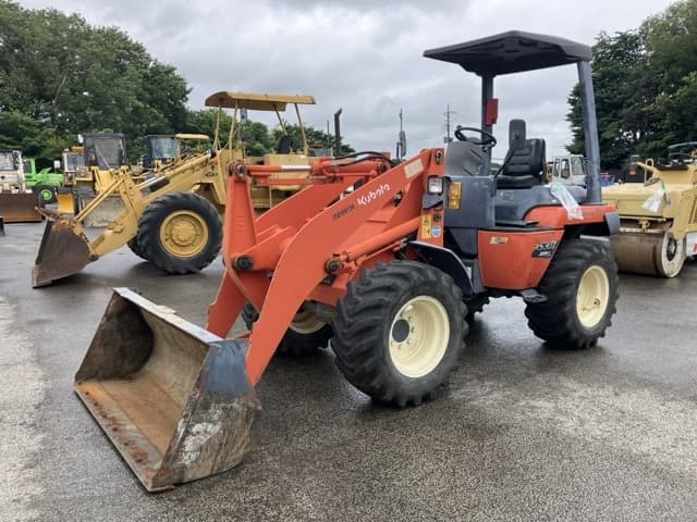 MINI WHEEL LOADER — Auction (lot 8451-339)