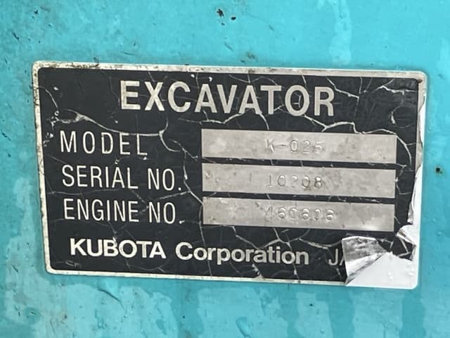 MINI EXCAVATOR — Auction (lot 8451-341)