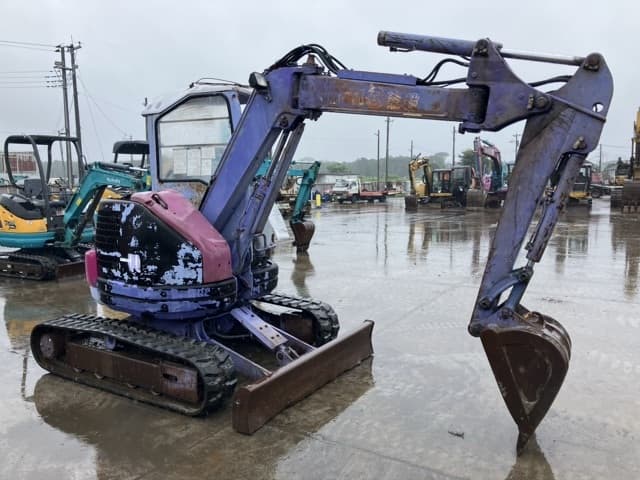 MINI EXCAVATOR — Auction (lot 8451-349)