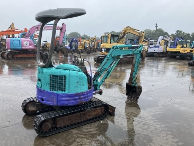MINI EXCAVATOR — Auction (lot 8451-359)