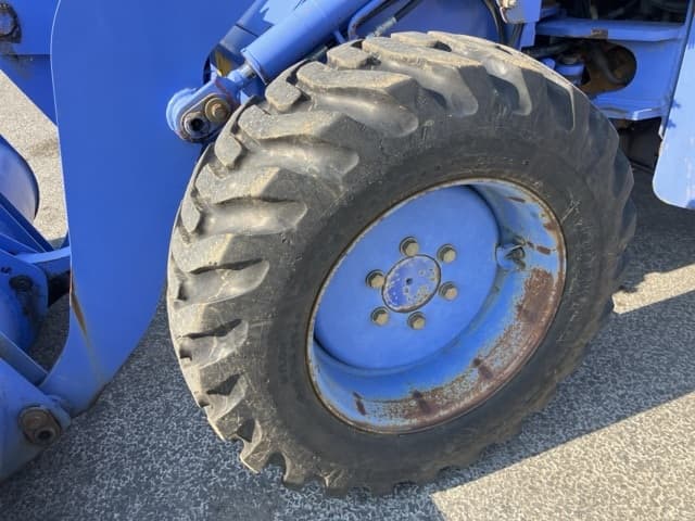 MINI WHEEL LOADER — Auction (lot 8451-36)