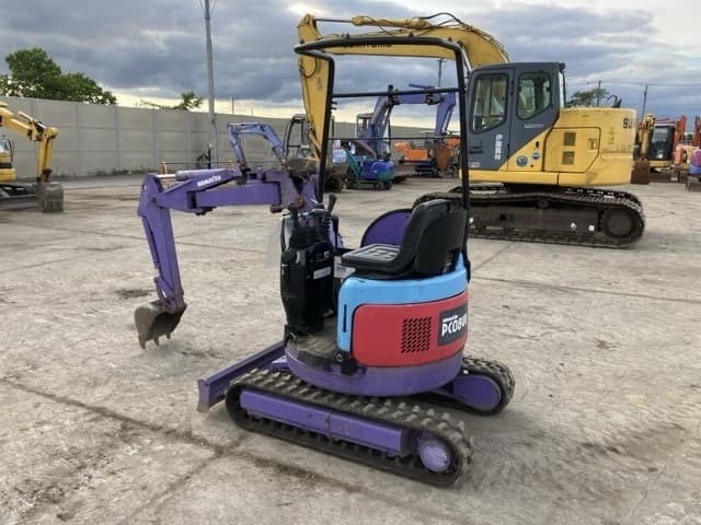 MINI EXCAVATOR — Auction (lot 8451-361)