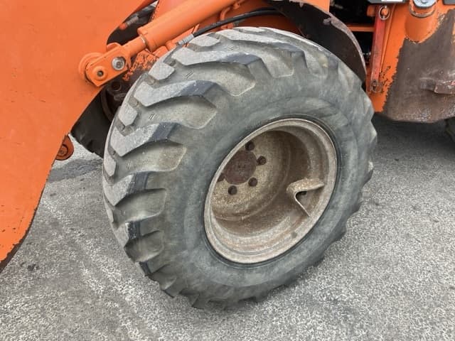 MINI WHEEL LOADER — Auction (lot 8451-374)