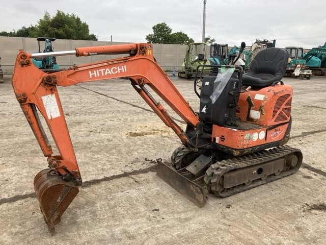 MINI EXCAVATOR — Auction (lot 8451-378)