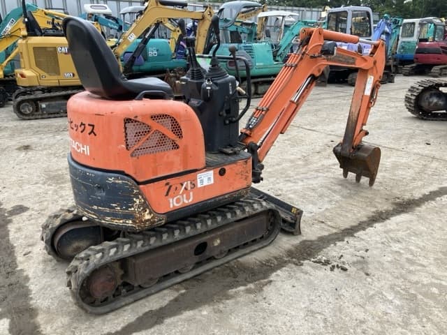 MINI EXCAVATOR — Auction (lot 8451-378)