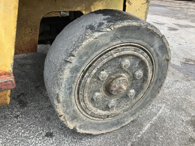 SHOVEL LOADER — Auction (lot 8451-379)
