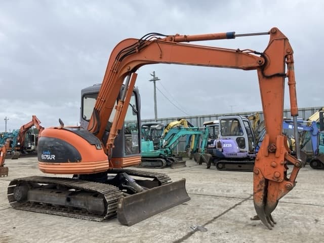EXCAVATOR — Auction (lot 8451-392)