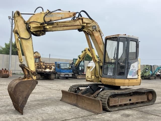 EXCAVATOR — Auction (lot 8451-396)