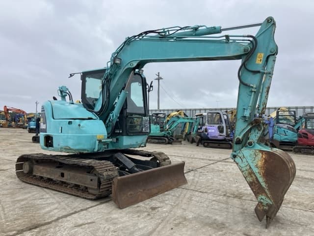 EXCAVATOR — Auction (lot 8451-399)