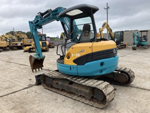 MINI EXCAVATOR — Auction (lot 8451-400)