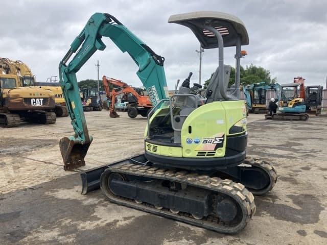 MINI EXCAVATOR — Auction (lot 8451-408)