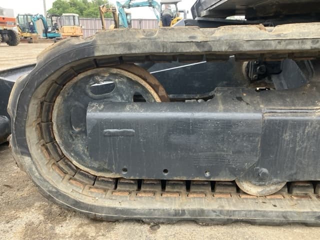 MINI EXCAVATOR — Auction (lot 8451-408)