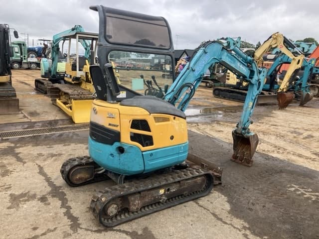 MINI EXCAVATOR — Auction (lot 8451-409)