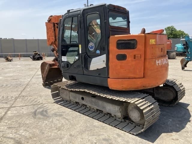 EXCAVATOR — Auction (lot 8451-415)