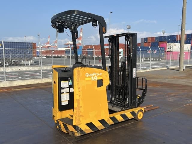 Reach Forklift — Auction (lot 8451-42003)