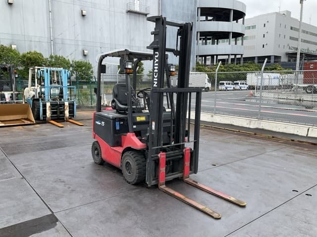 Battery Forklift — Auction (lot 8451-42009)