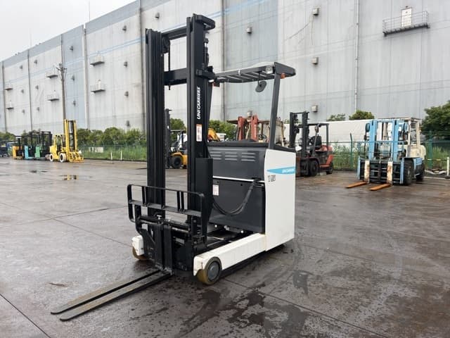 Reach Forklift — Auction (lot 8451-42011)