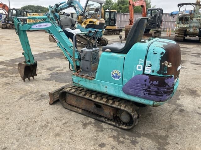 MINI EXCAVATOR — Auction (lot 8451-425)