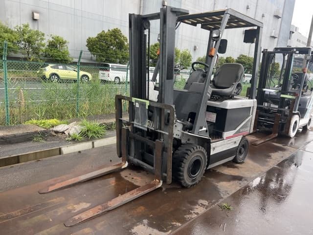 Battery Forklift — Auction (lot 8451-42801)