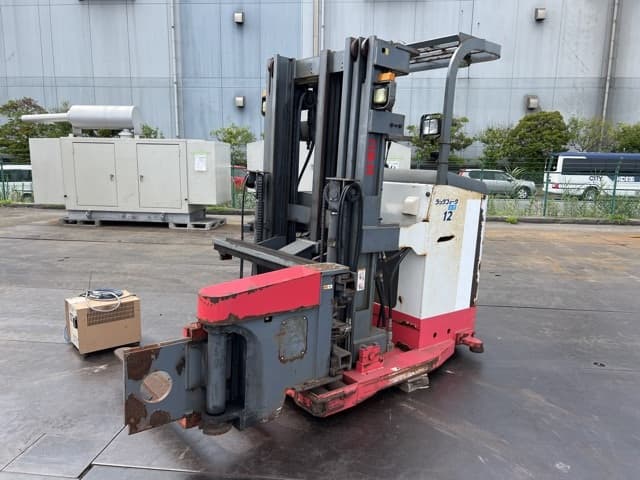 Battery Forklift — Auction (lot 8451-42803)