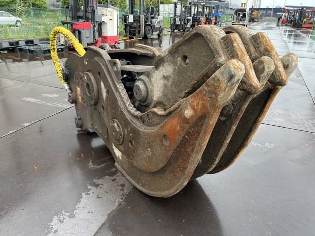 Crusher — Auction (lot 8451-43001)