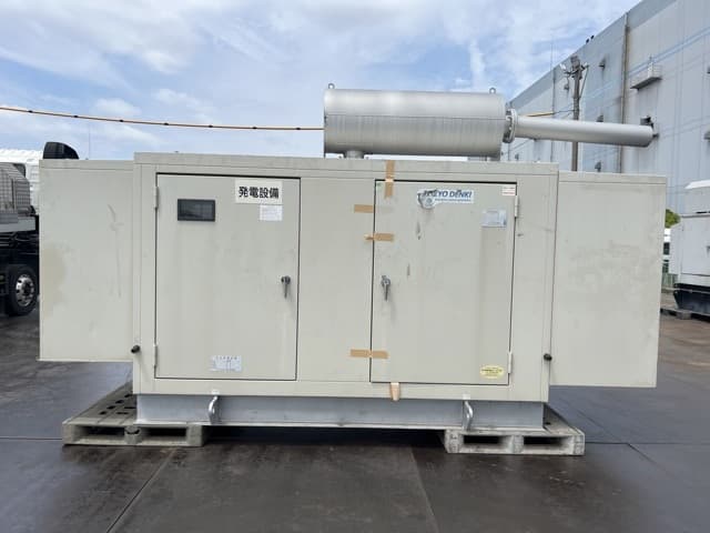 Generator — Auction (lot 8451-43002)
