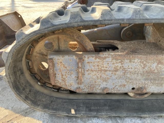 MINI EXCAVATOR — Auction (lot 8451-44)