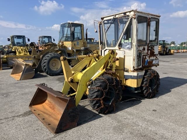 MINI WHEEL LOADER — Auction (lot 8451-45)