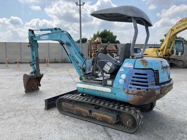 MINI EXCAVATOR — Auction (lot 8451-46)
