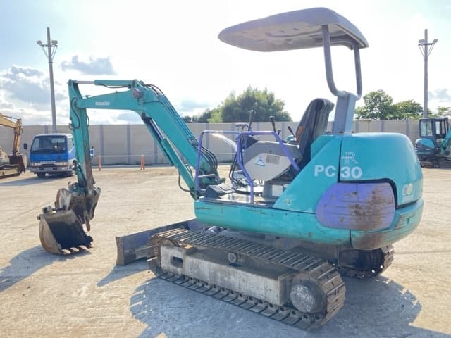 MINI EXCAVATOR — Auction (lot 8451-47)