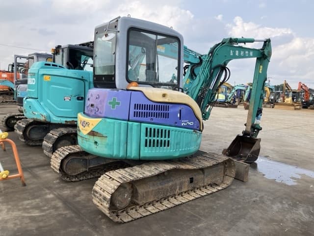MINI EXCAVATOR — Auction (lot 8451-49)