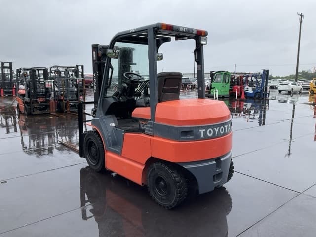 Battery Forklift — Auction (lot 8451-49001)