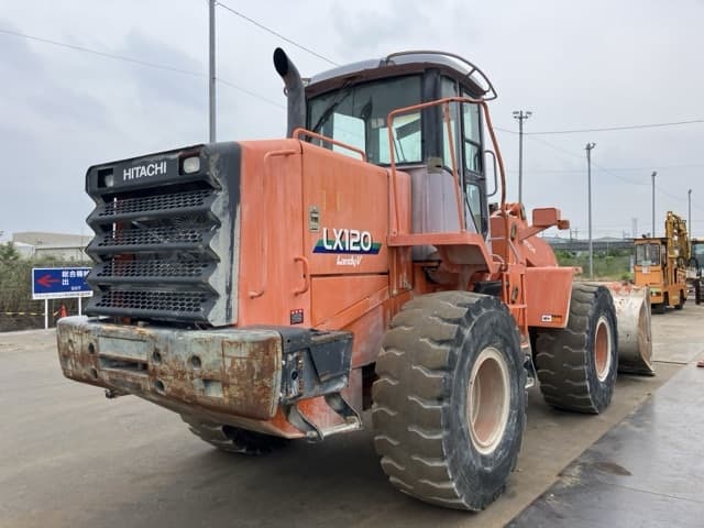 WHEEL LOADER — Auction (lot 8451-50007)