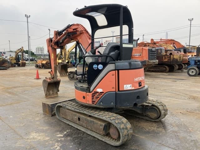 MINI EXCAVATOR — Auction (lot 8451-50010)